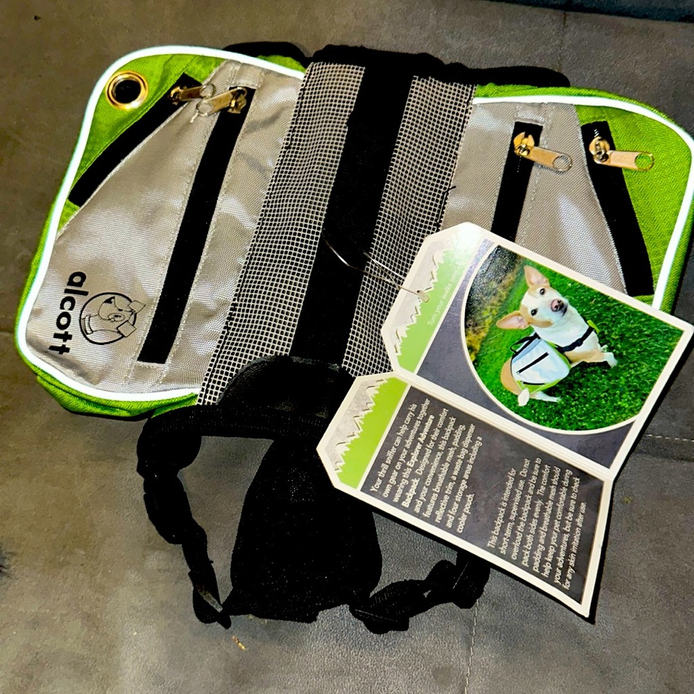 Alcott explorer adventure backpack for dogs - small
